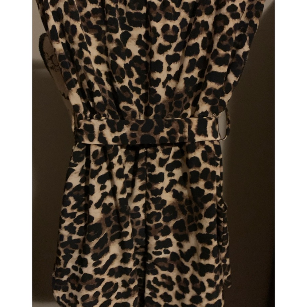 Forever 21 brown leopard strapless romper NWOT M - Picture 5 of 9